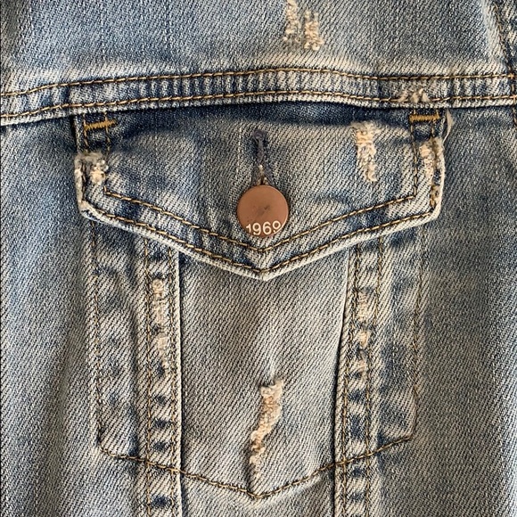GAP 1969 Distressed Denim Jacket - Picture 6 of 9